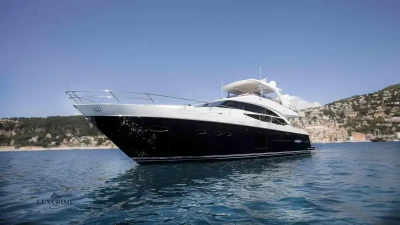 OBSESSIO Princess 72 Yacht Charter