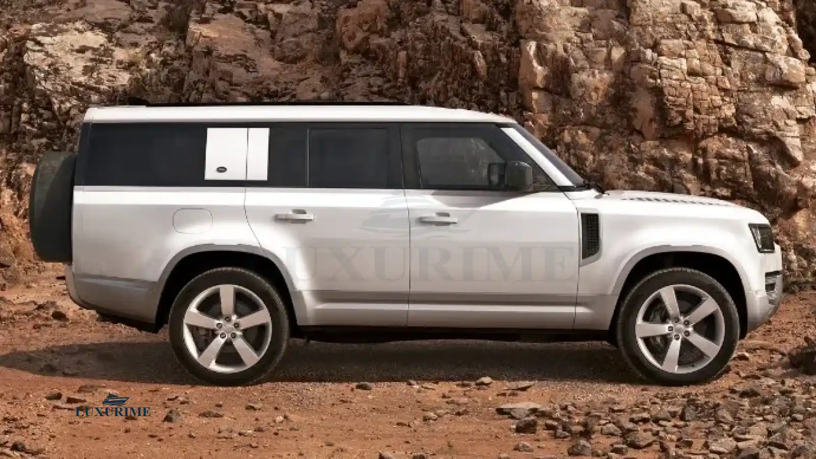 Rental Land Rover Defender D130