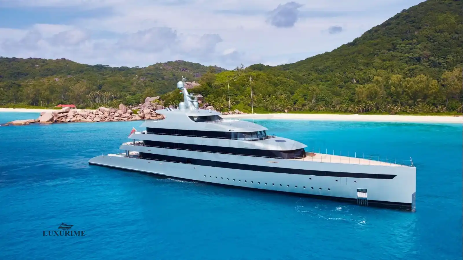 SAVANNAH Feadship Custom Yacht Charter