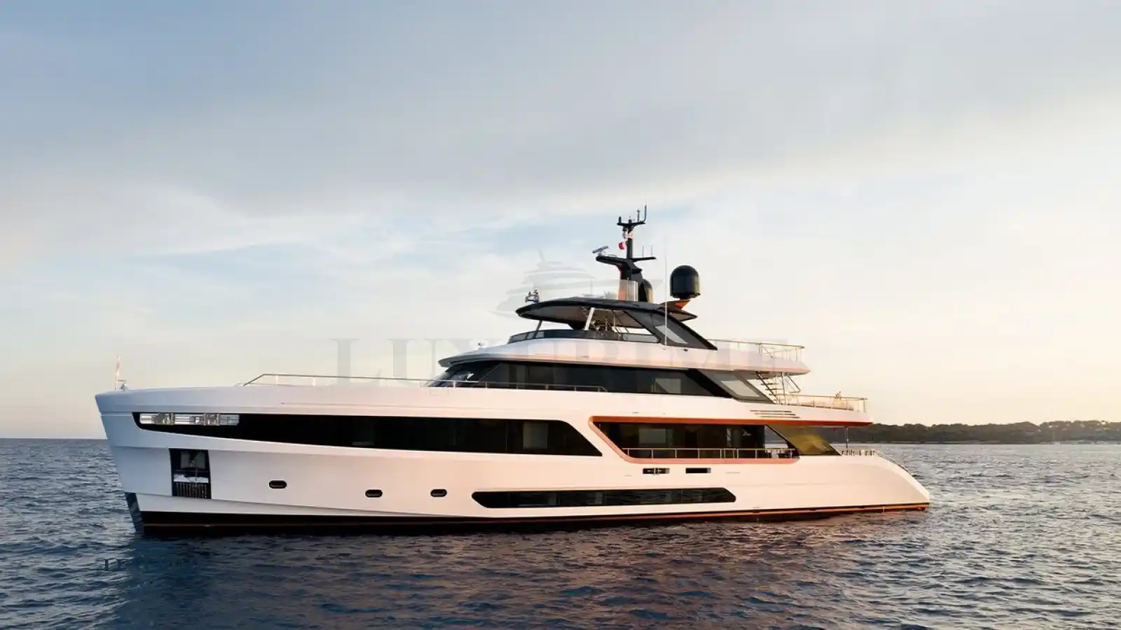 LEGEND Benetti Motopanfilo 37M Yacht Charter