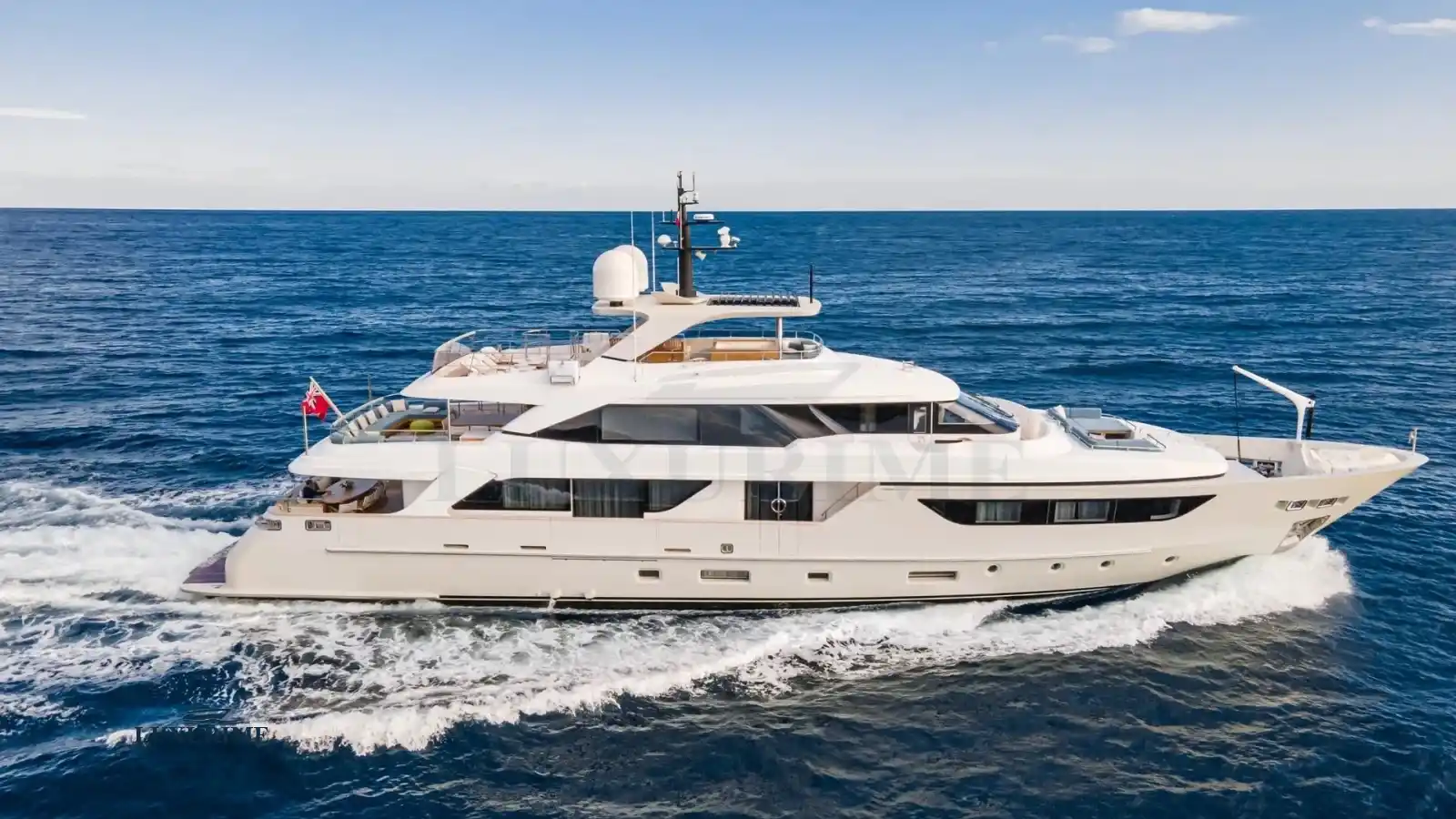 PREMURA Sanlorenzo SD126 Yacht Charter