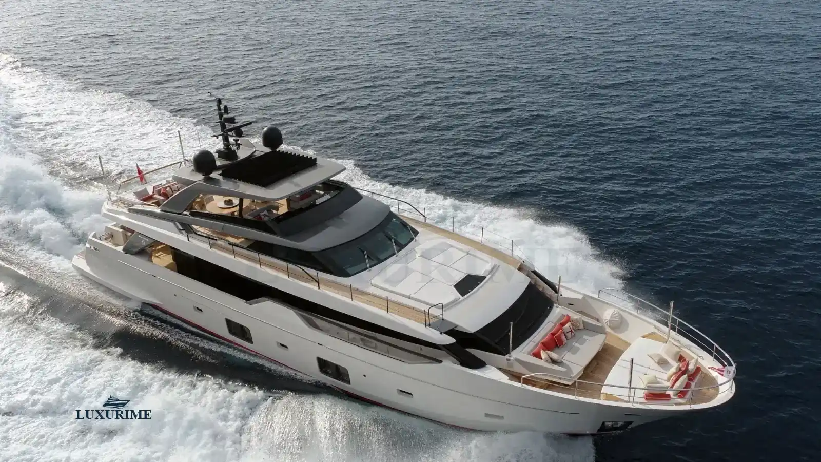 THE GREAT ESCAPE Sanlorenzo SL102 Asymmetric Yacht Charter