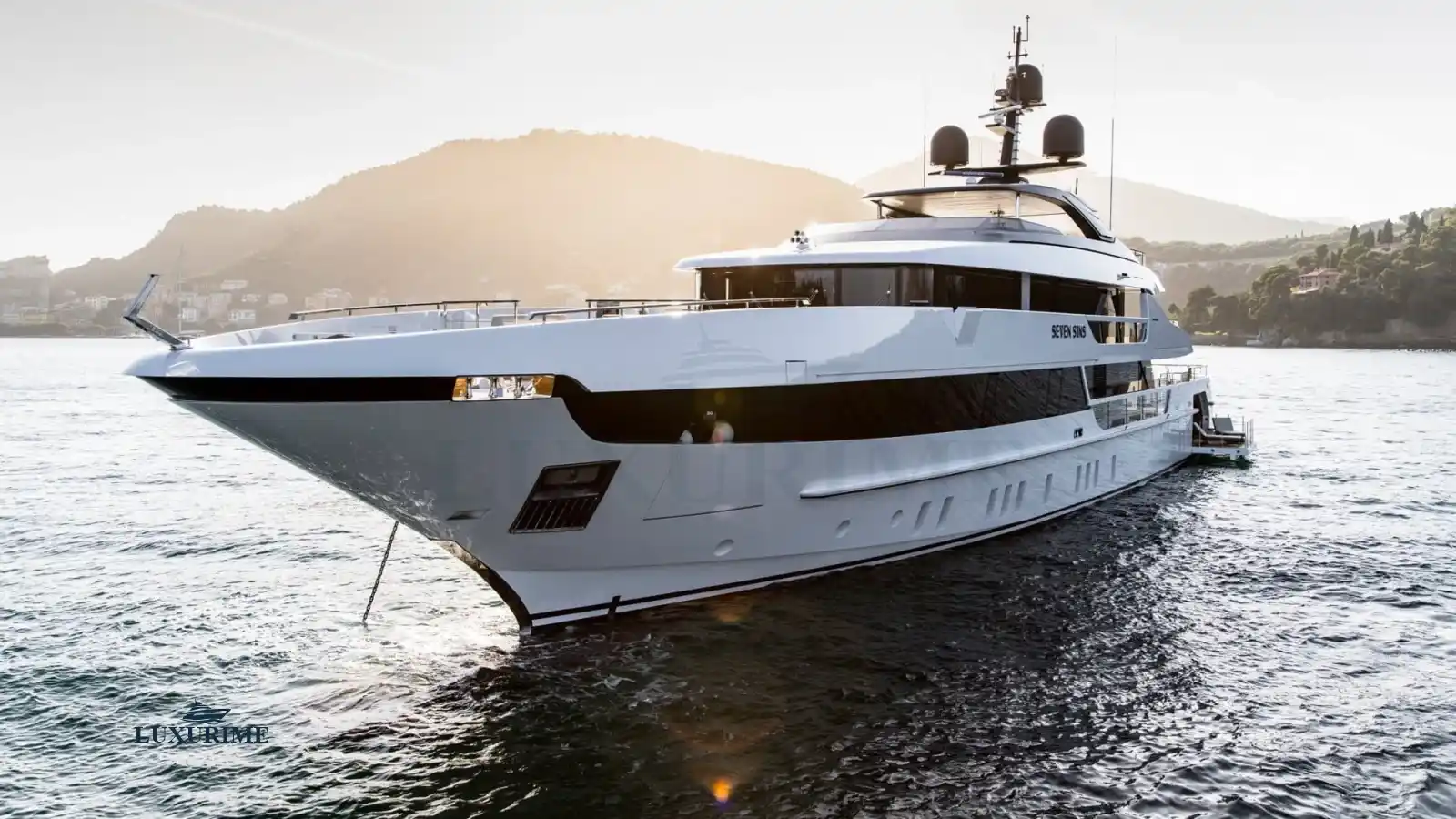SEVEN SINS Sanlorenzo 52Steel Yacht Charter
