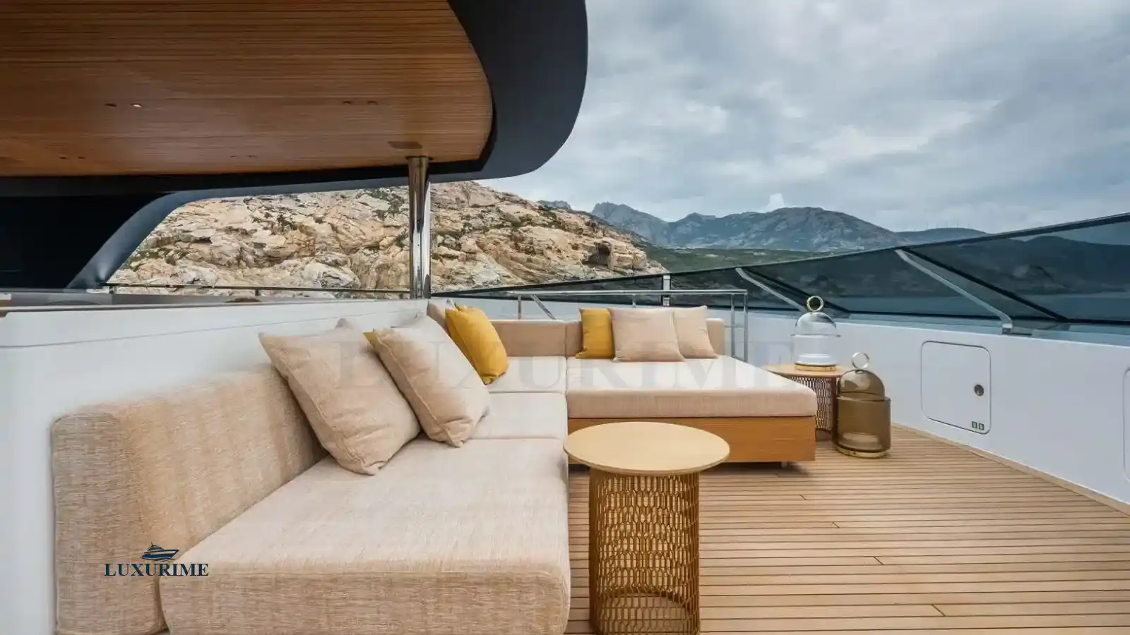 RMF Sanlorenzo 52Steel Yacht Charter