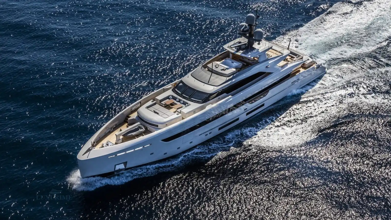 VERTIGE Tankoa Yachts Yacht Charter