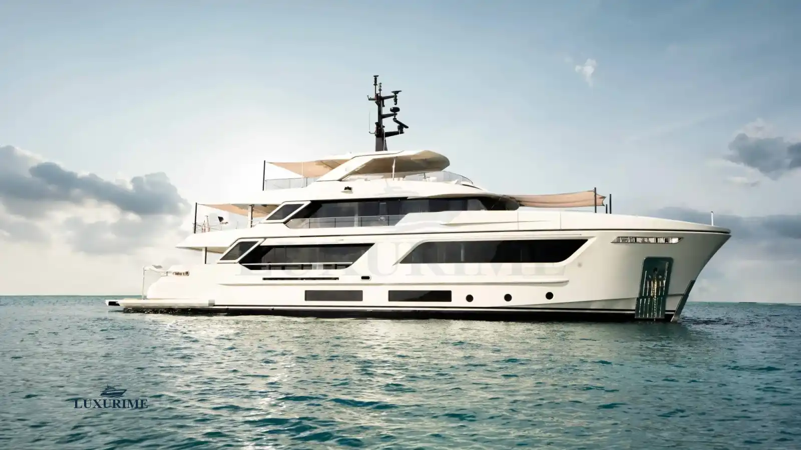 STELLAMAR Cantiere Delle Marche RJ115 Yacht Charter